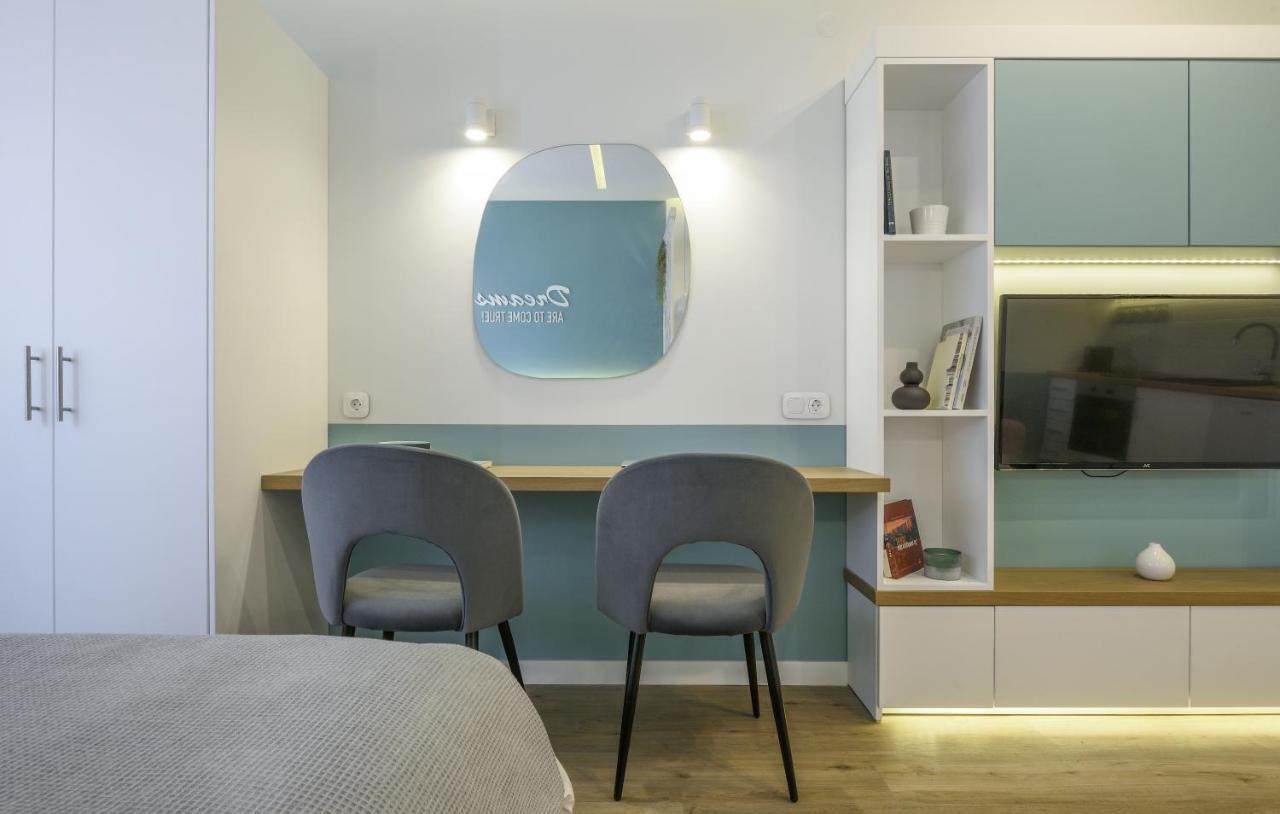 Τhe Half Root Suite In The Heart Of City Center Thessaloniki Exterior photo