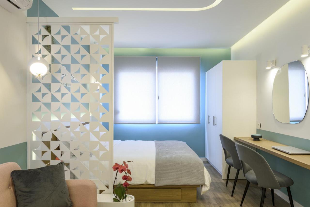 Τhe Half Root Suite In The Heart Of City Center Thessaloniki Exterior photo